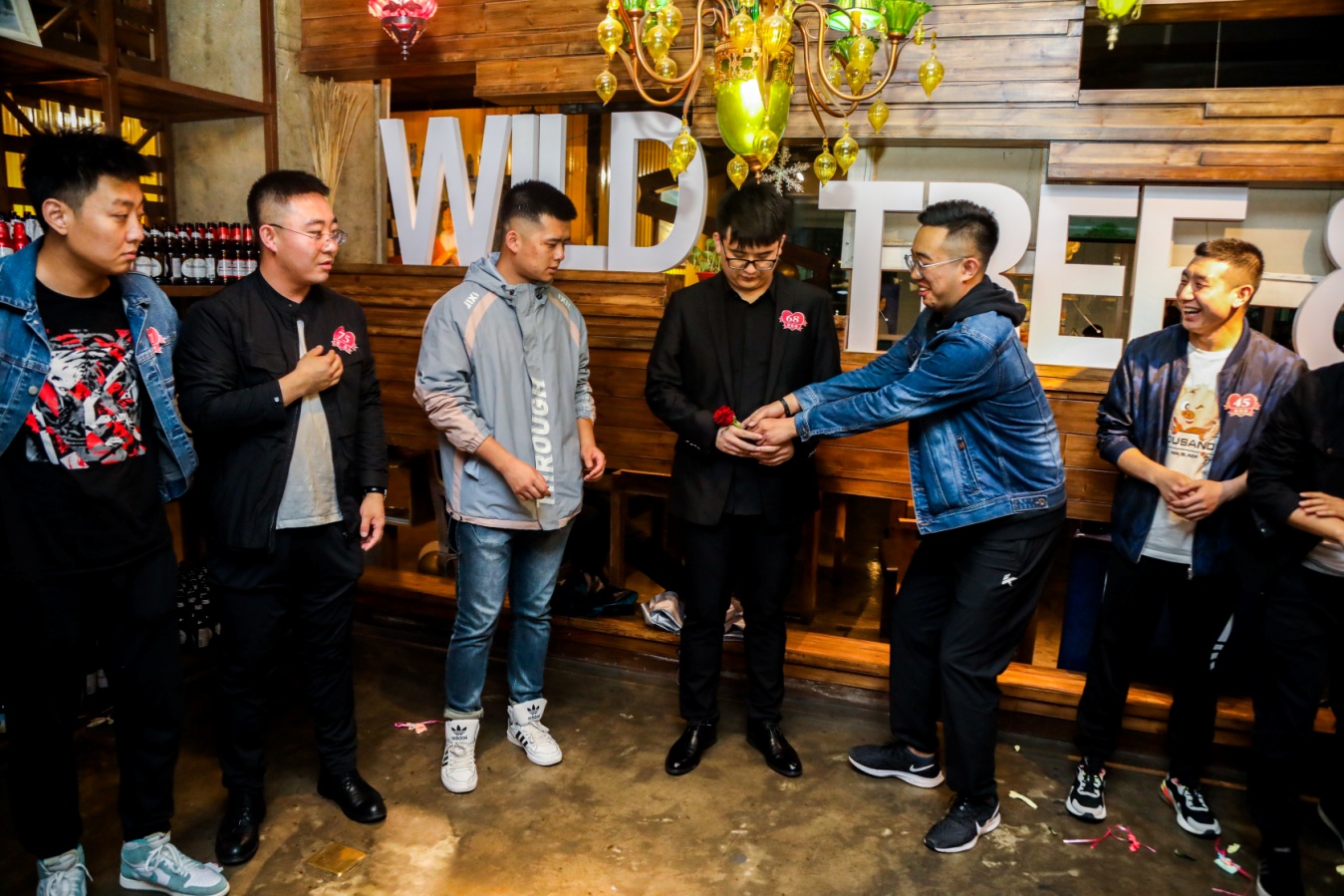 泓源公司舉辦“情定七夕·緣來(lái)是你”政銀企青年聯(lián)誼活動(dòng)(圖10) 泓源公司舉辦“情定七夕·緣來(lái)是你”政銀企青年聯(lián)誼活動(dòng)(圖10)