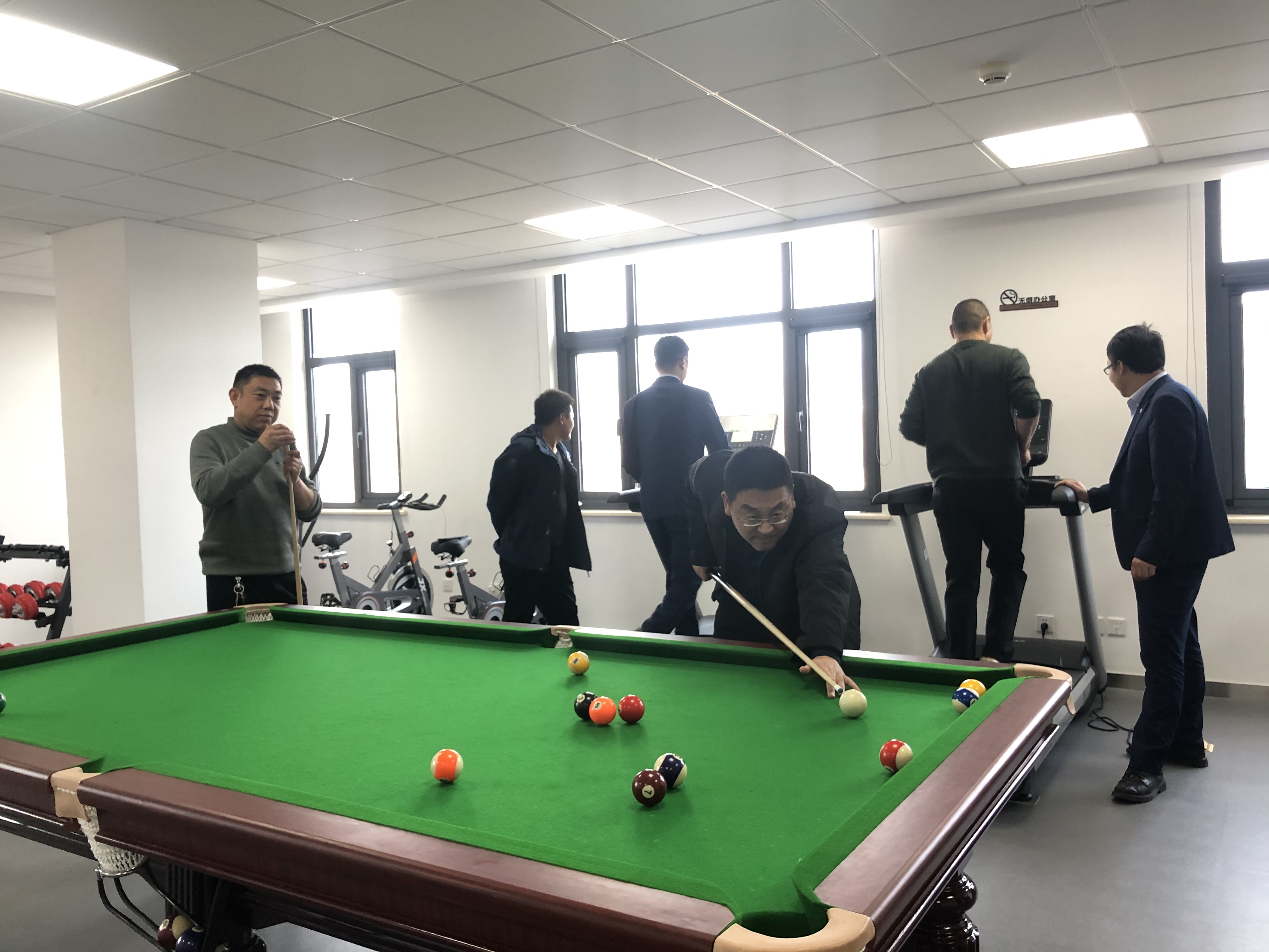 泓源公司舉辦“慶元旦、迎新春”職工乒乓球臺(tái)球比賽(圖5)