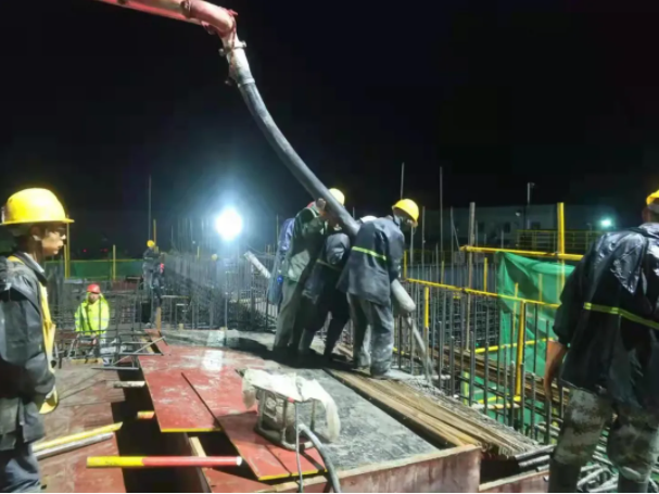 腳踏實(shí)地抓項(xiàng)目 擔(dān)當(dāng)奉獻(xiàn)保民生 ——市產(chǎn)投集團(tuán)“學(xué)黨史、辦實(shí)事、保民生” 穩(wěn)步推進(jìn)重大項(xiàng)目建設(shè)(圖2)