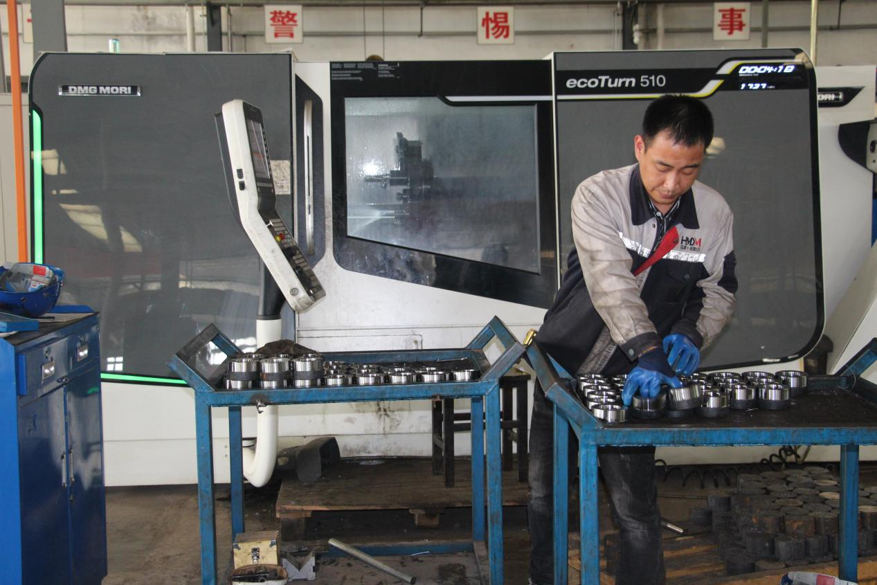 泓盛達公司1-4月份生產(chǎn)經(jīng)營實現(xiàn)“開門紅”(圖2) 泓盛達公司1-4月份生產(chǎn)經(jīng)營實現(xiàn)“開門紅”(圖2)